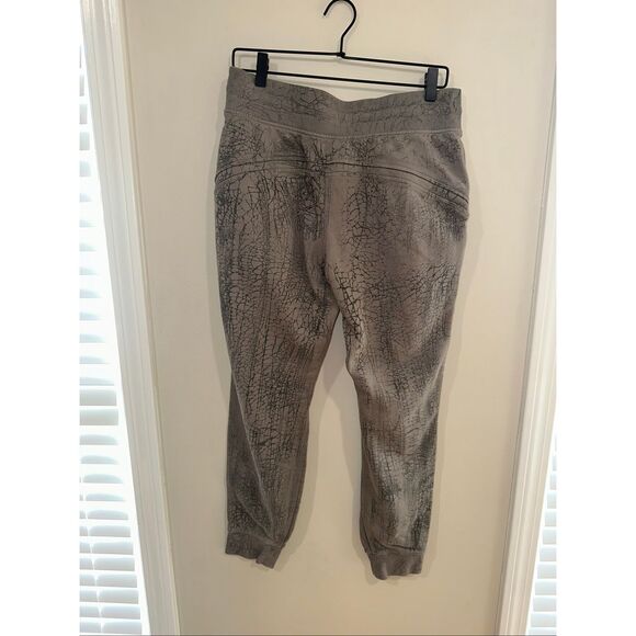 Lululemon Warm Down Jogger 7/8 Length Thread Dye Rover Black Sz 10 - Picture 5 of 8